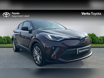 Used Toyota C-HR 2023 for sale - 77871867: Photo