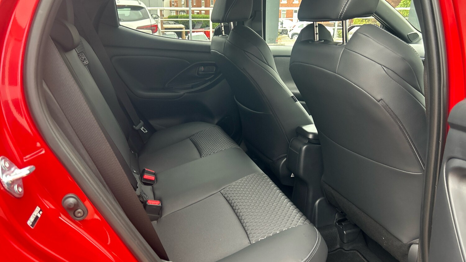 Used Toyota Yaris 2025 for sale - 77353460: Photo 12