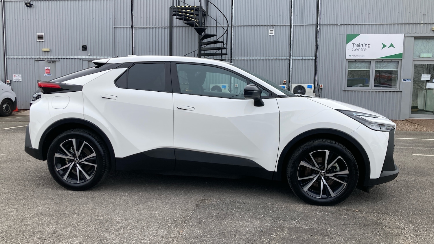 Used Toyota C-HR 2024 for sale - 78039139: Photo 16