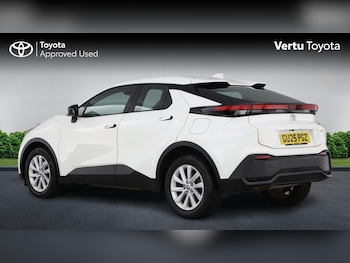 Used Toyota C-HR 2025 for sale - 79275085: Photo