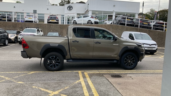 Used Toyota Hilux 2024 for sale - 76193082: Photo 16