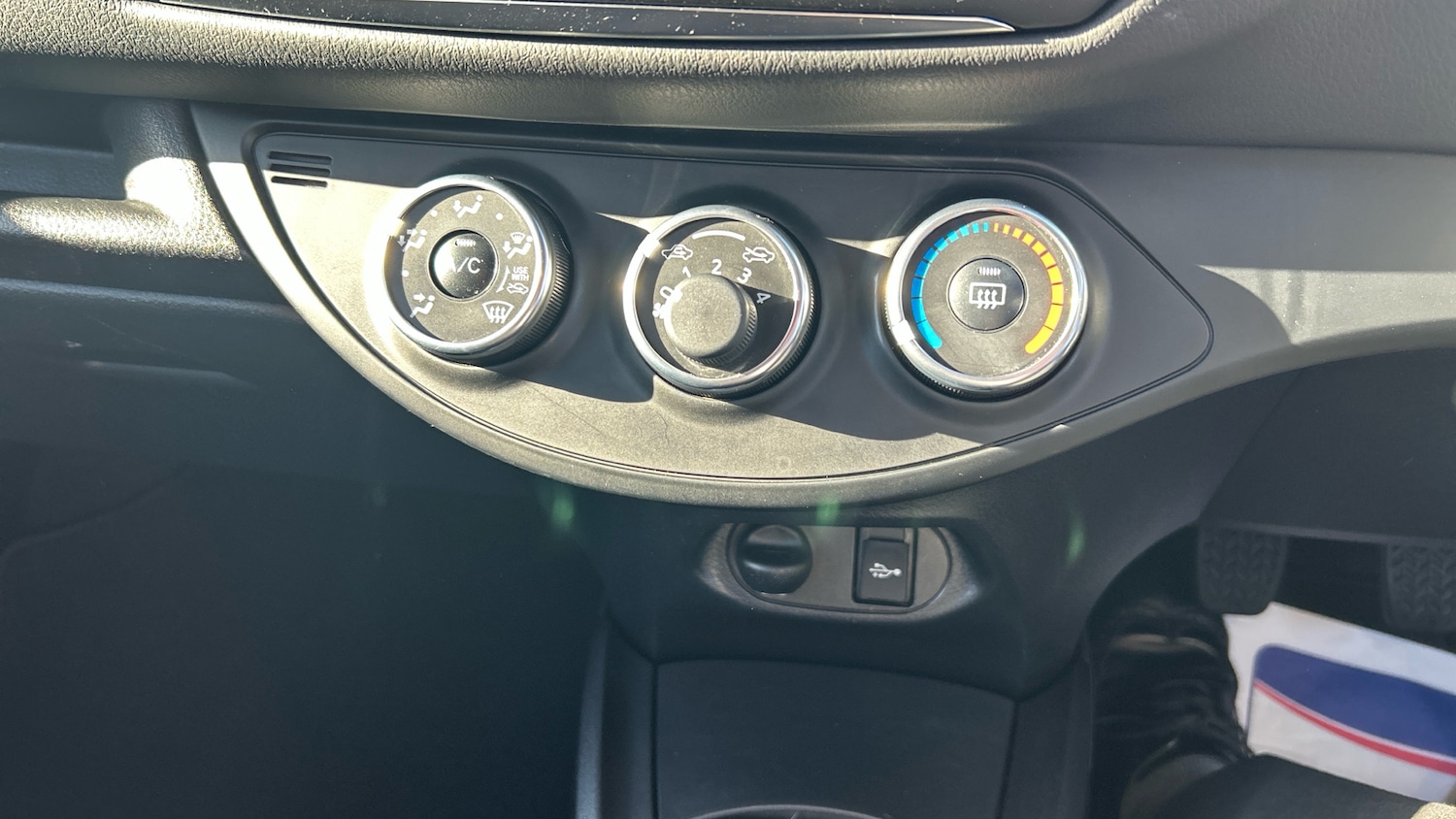 Used Toyota Yaris 2019 for sale - 76194764: Photo 23