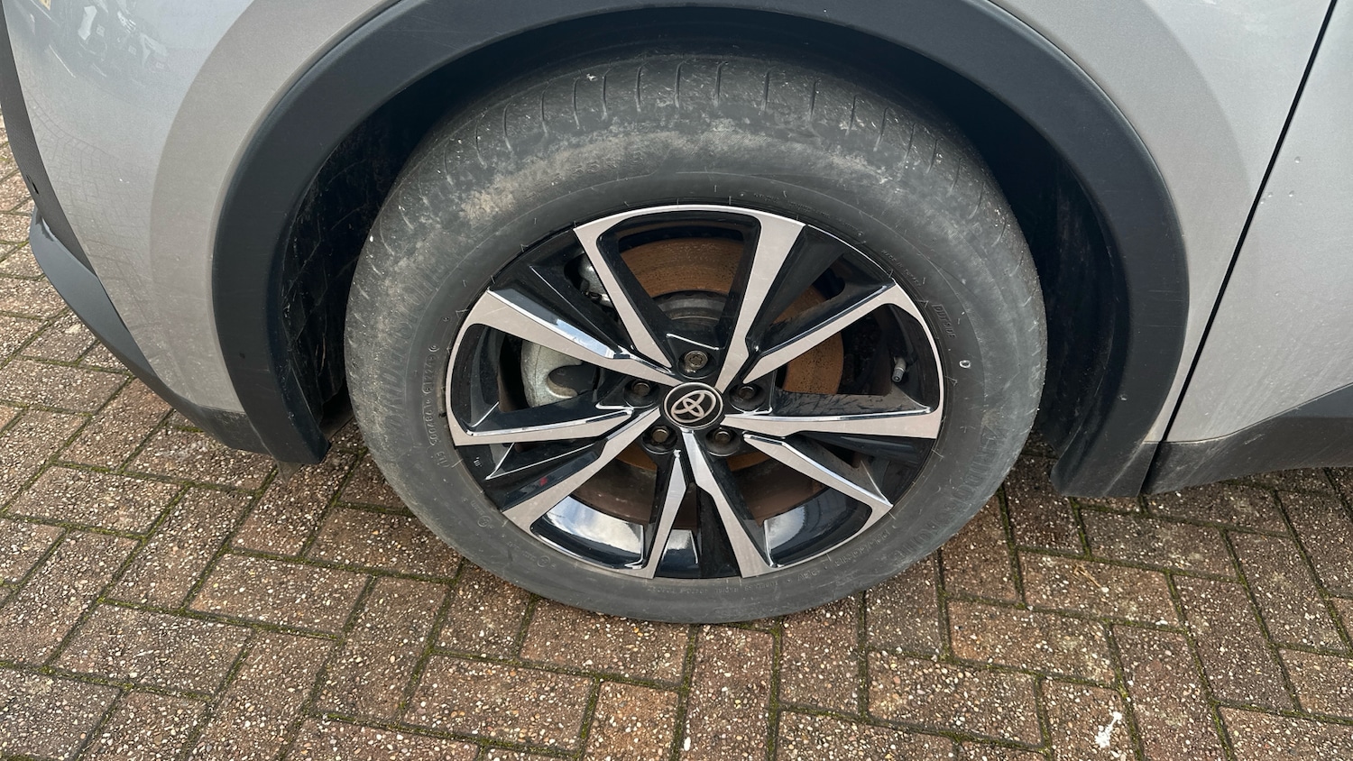 Used Toyota C-HR 2024 for sale - 77262233: Photo 30