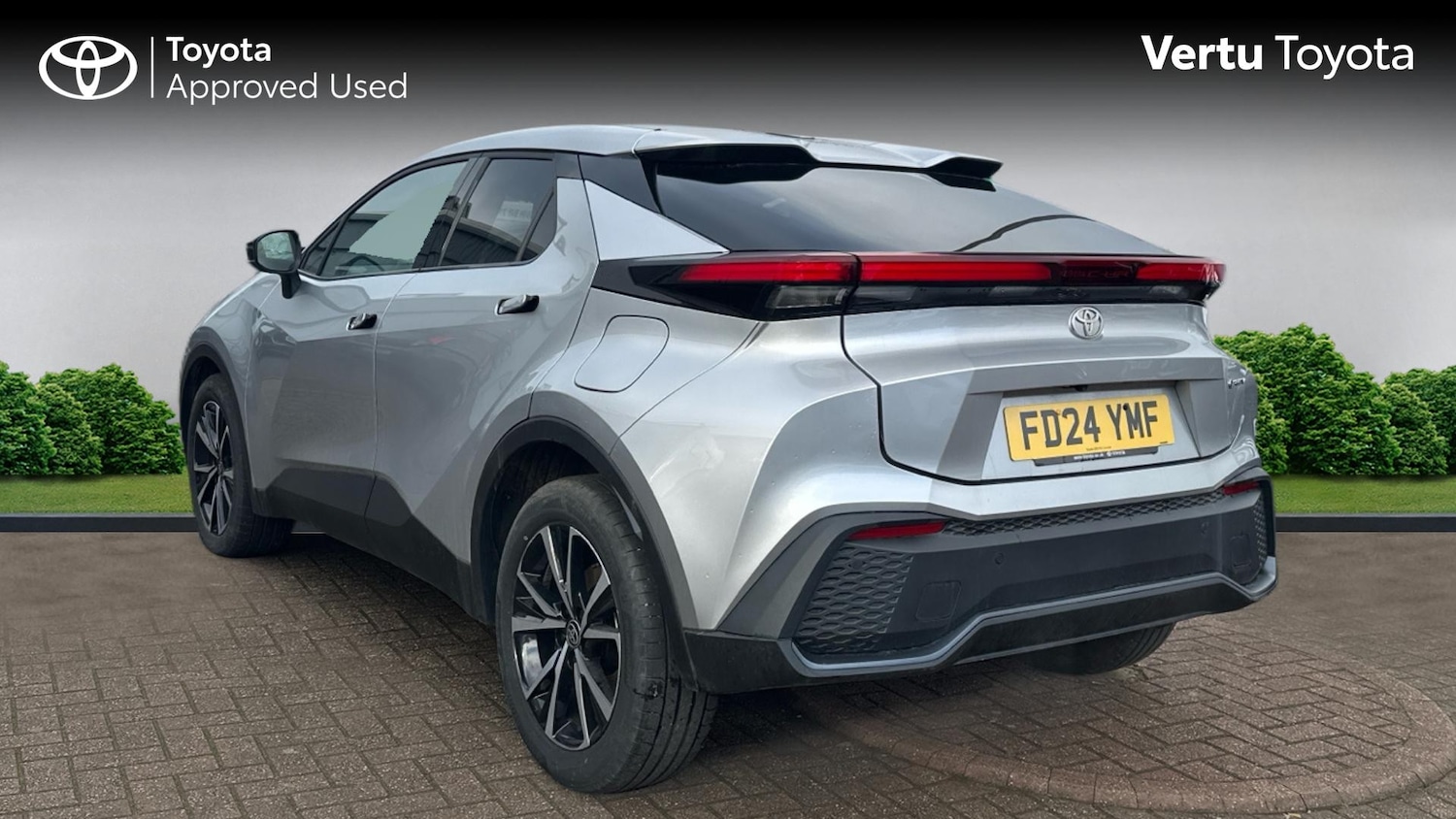 Used Toyota C-HR 2024 for sale - 77262233: Photo 4