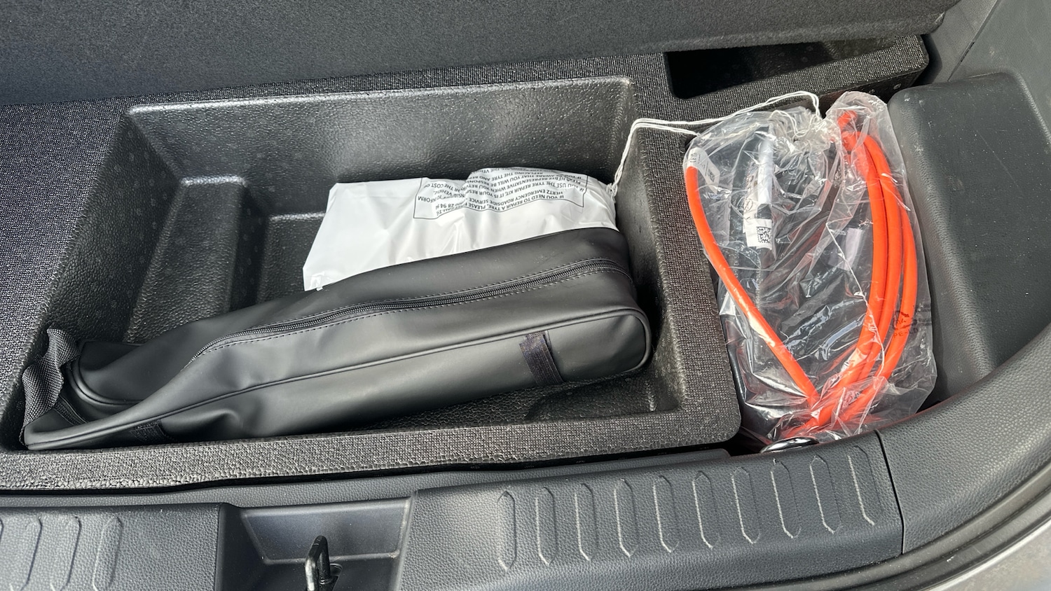 Used Toyota C-HR 2024 for sale - 77262233: Photo 40