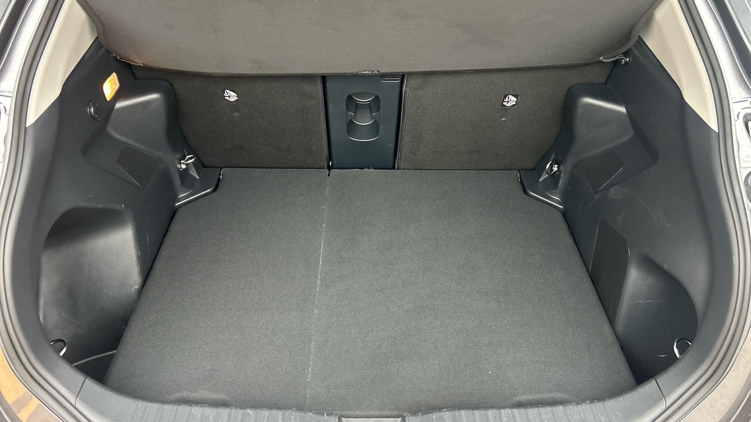 Used Toyota Yaris Cross 2023 for sale - 76344542: Photo 14