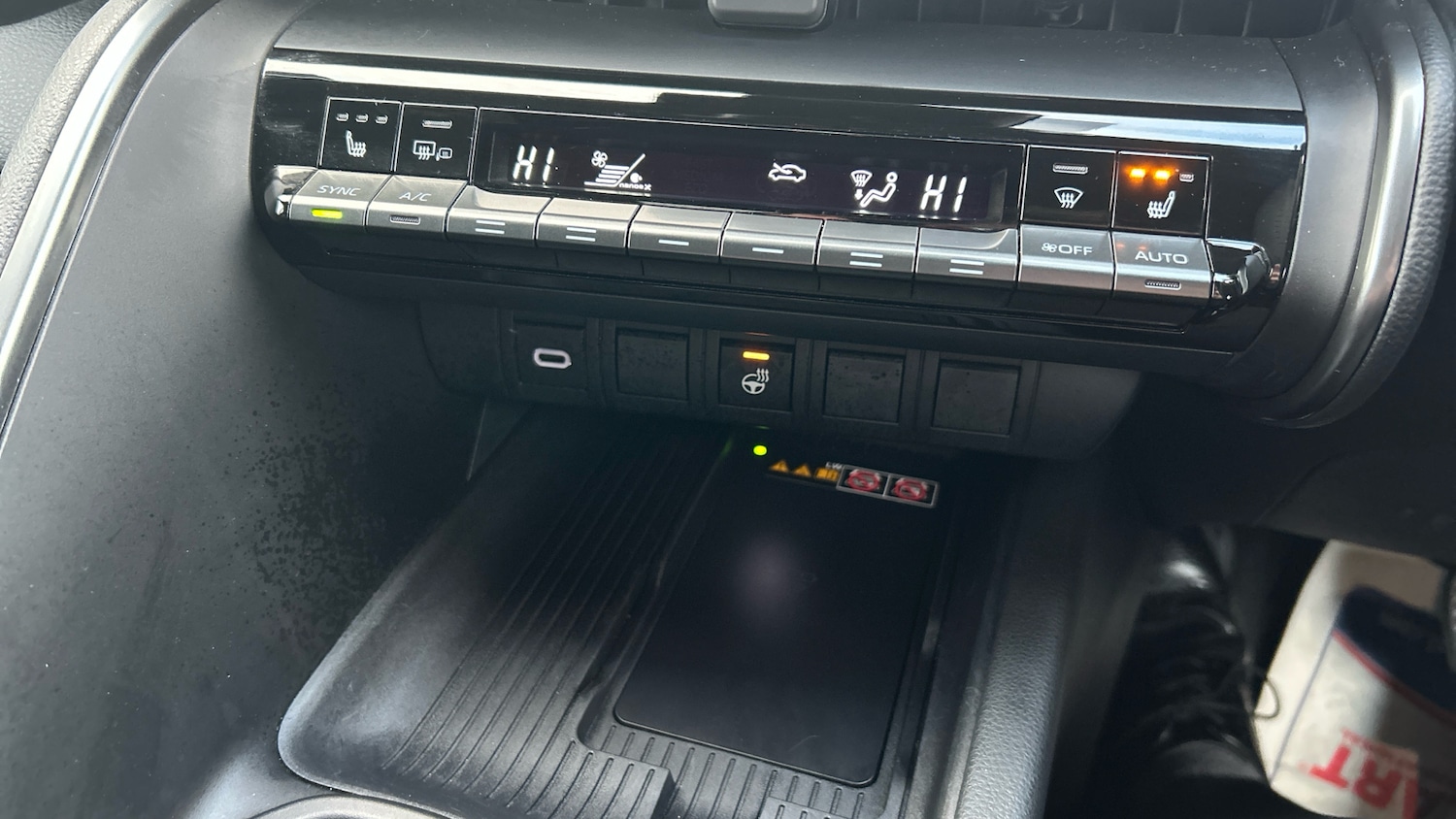 Used Toyota C-HR 2024 for sale - 77258050: Photo 23