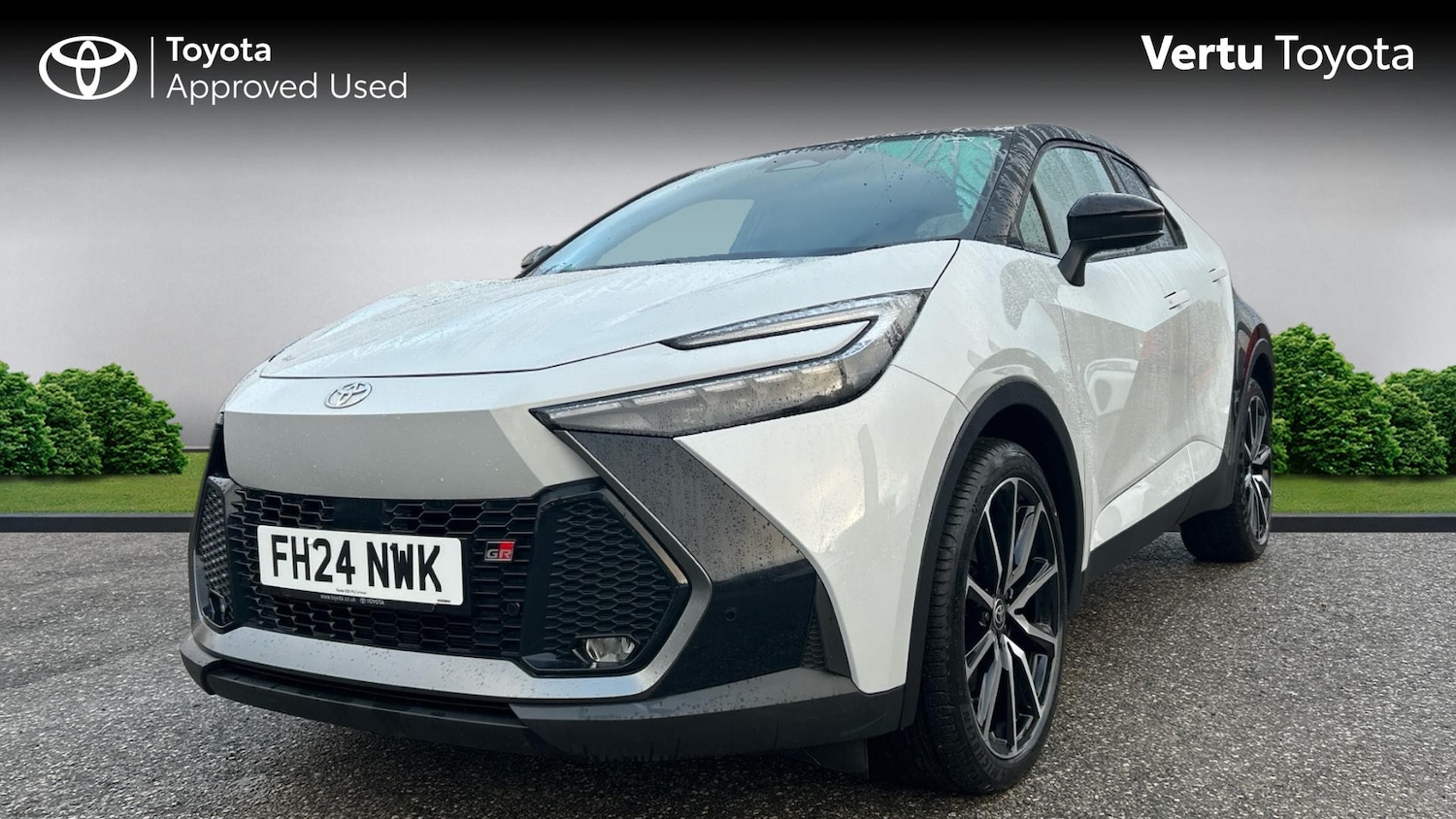 Used Toyota C-HR 2024 for sale - 77258050: Photo 3