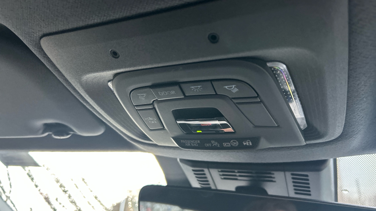 Used Toyota C-HR 2024 for sale - 77258050: Photo 32