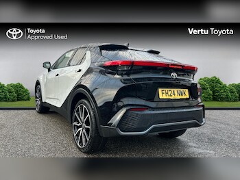 Used Toyota C-HR 2024 for sale - 77258050: Photo