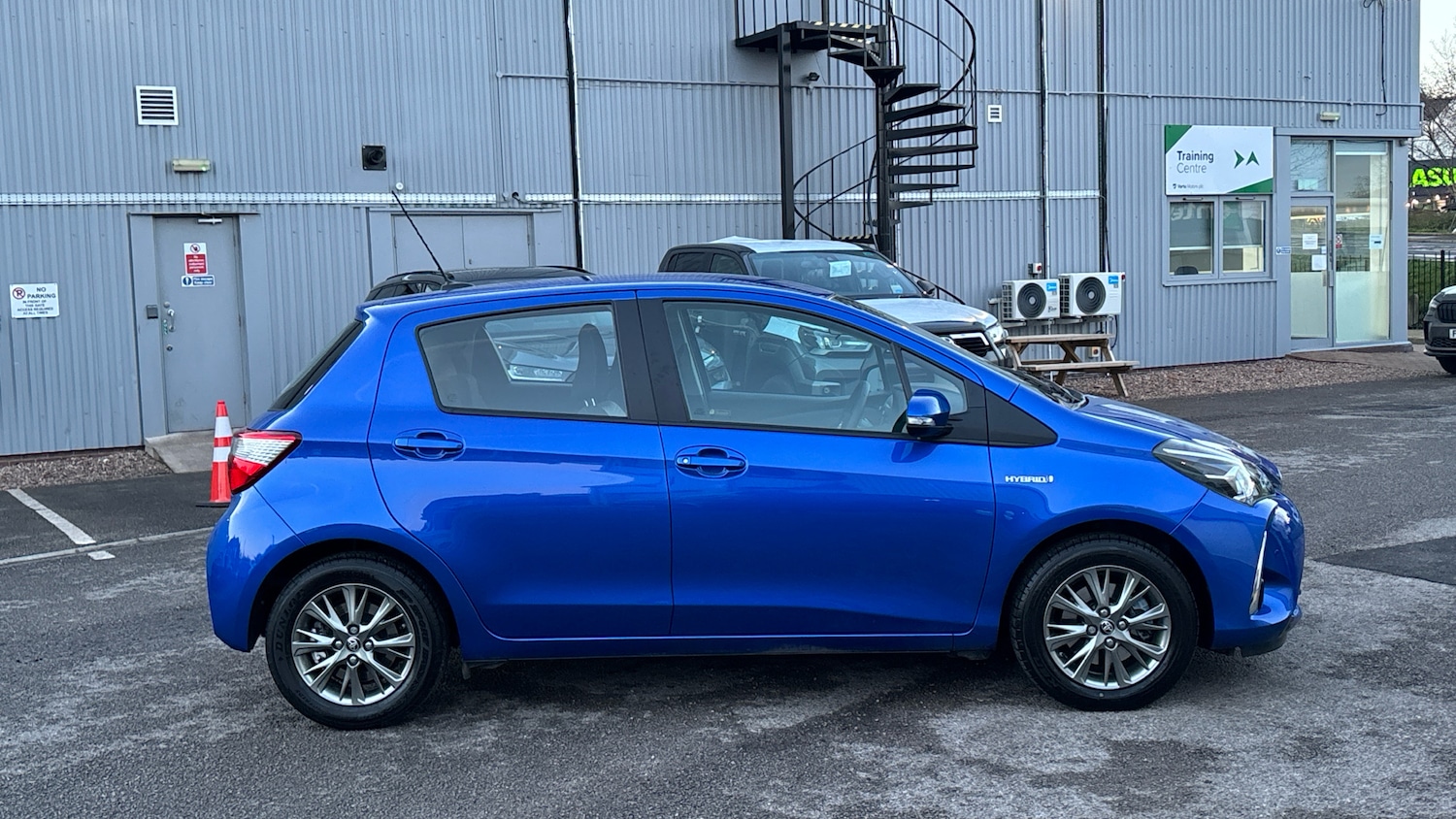 Used Toyota Yaris 2019 for sale - 77137520: Photo 16
