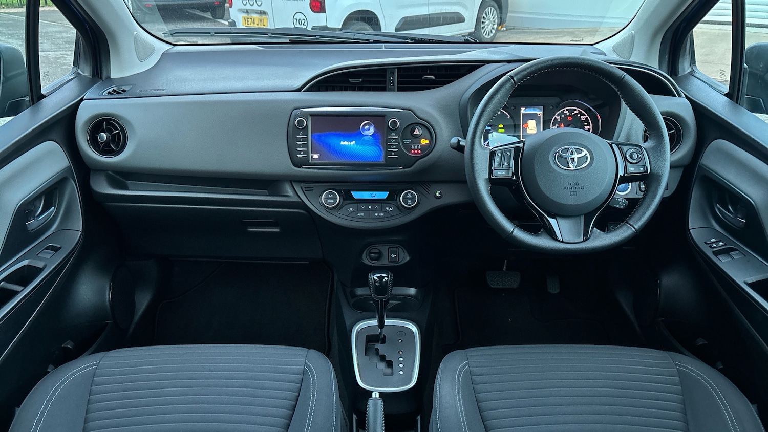 Used Toyota Yaris 2019 for sale - 77137520: Photo 5