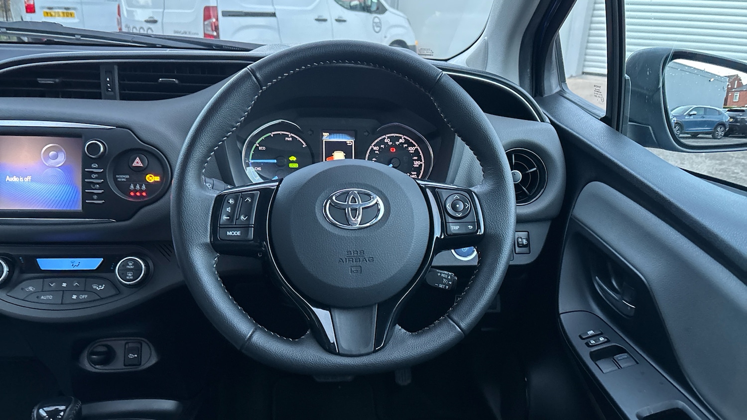 Used Toyota Yaris 2019 for sale - 77137520: Photo 6