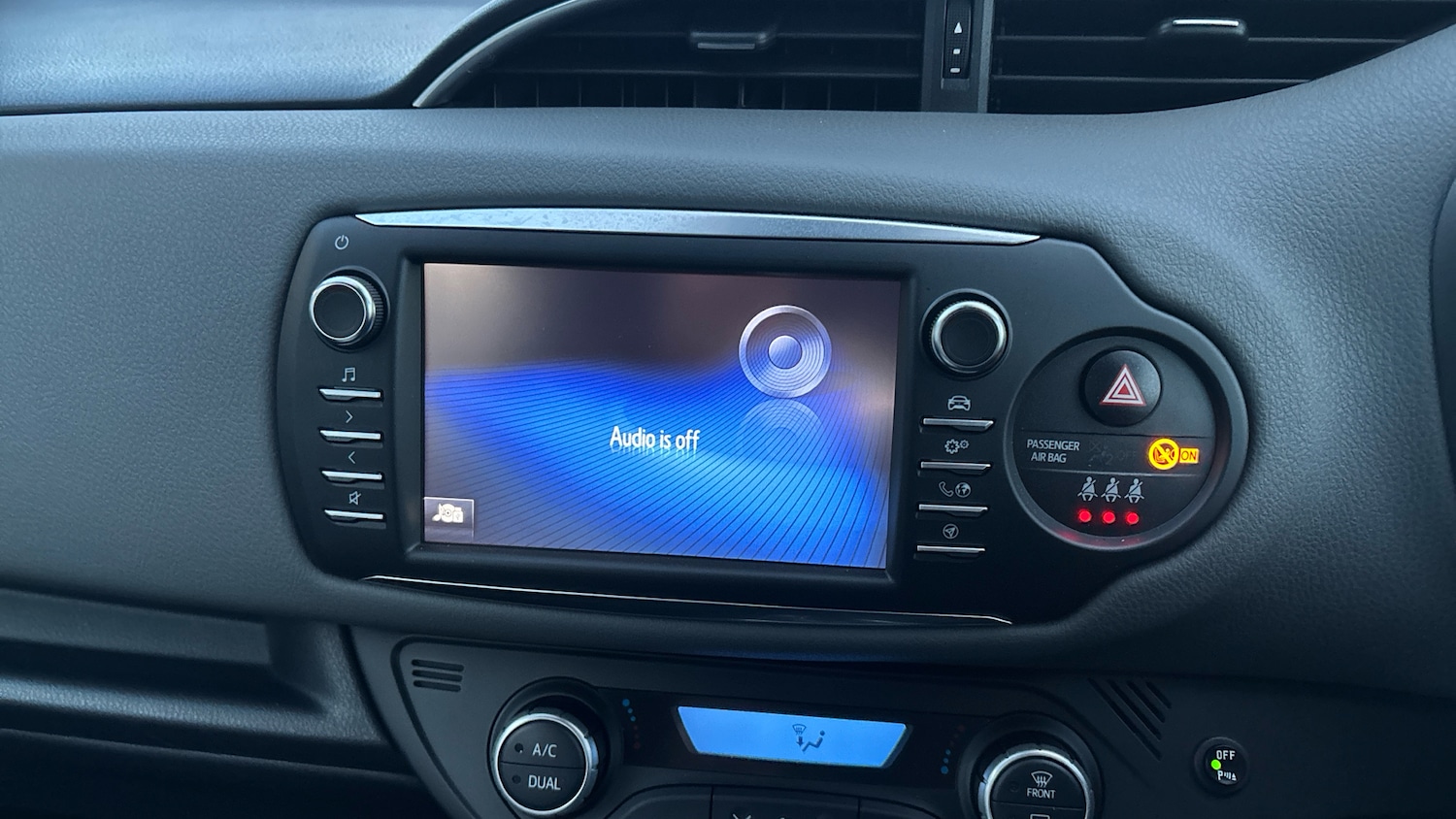 Used Toyota Yaris 2019 for sale - 77137520: Photo 7