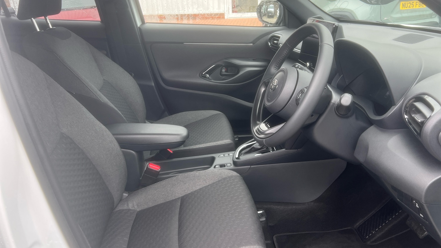 Used Toyota Yaris Cross 2025 for sale - 77831634: Photo 11