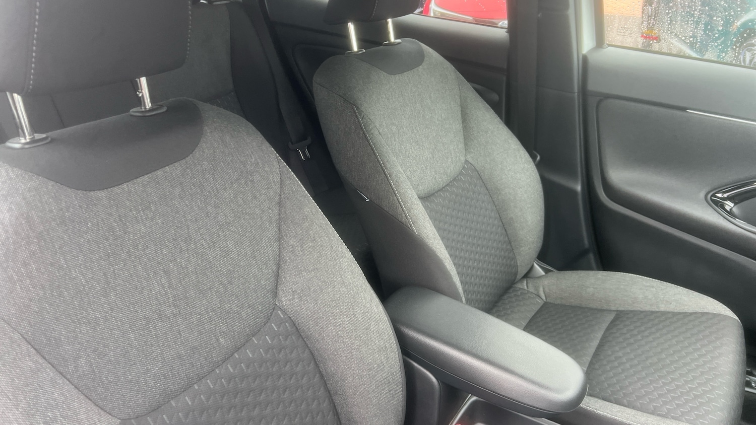 Used Toyota Yaris Cross 2025 for sale - 77831634: Photo 32