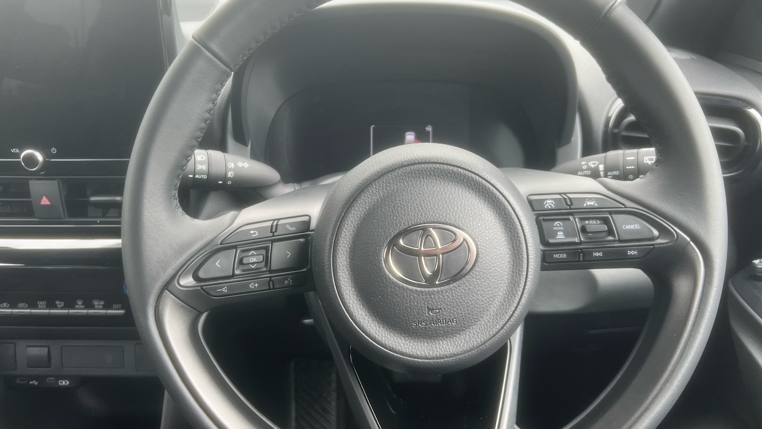 Used Toyota Yaris Cross 2025 for sale - 77831634: Photo 8