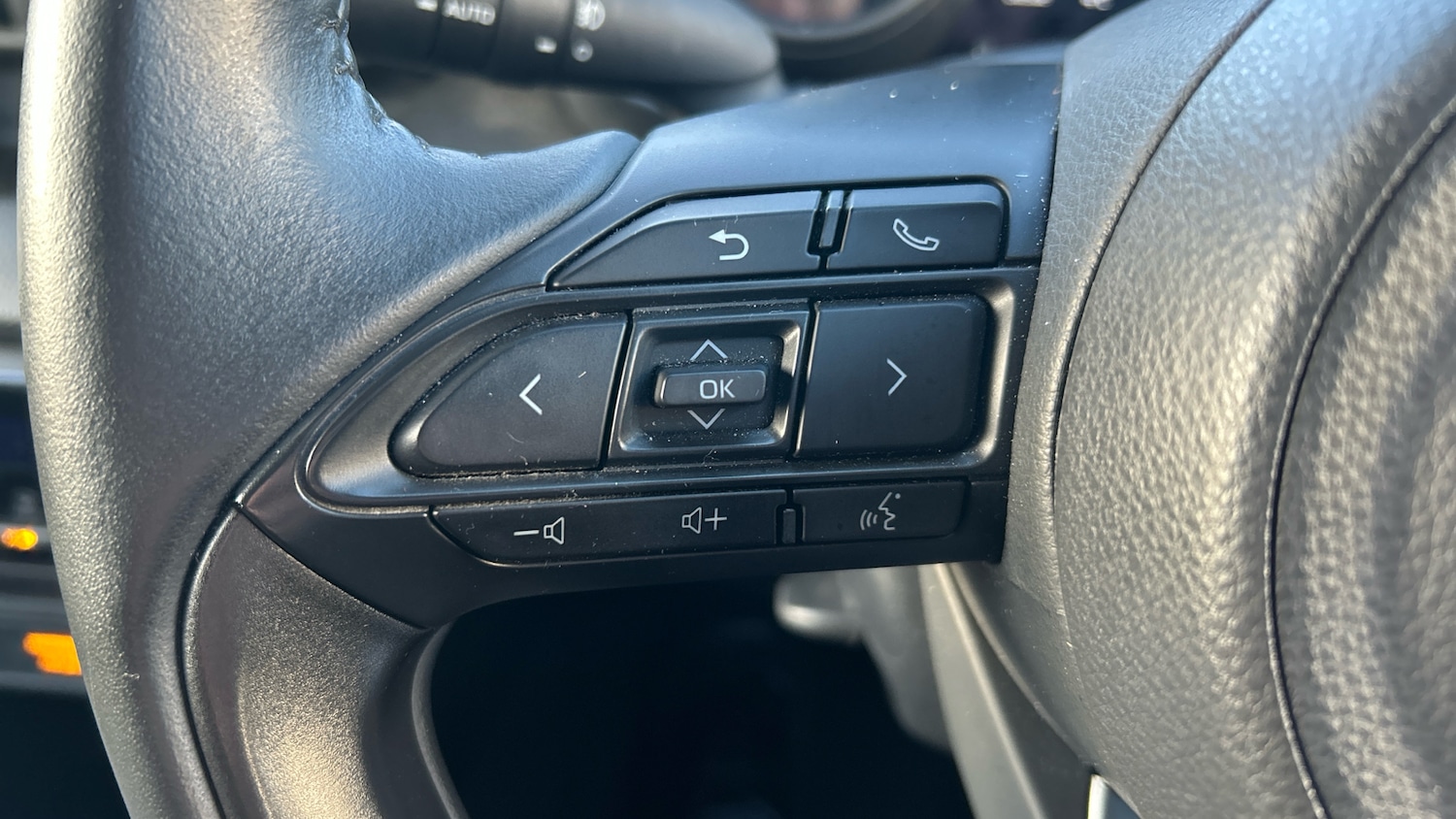 Used Toyota Yaris 2023 for sale - 77450319: Photo 20