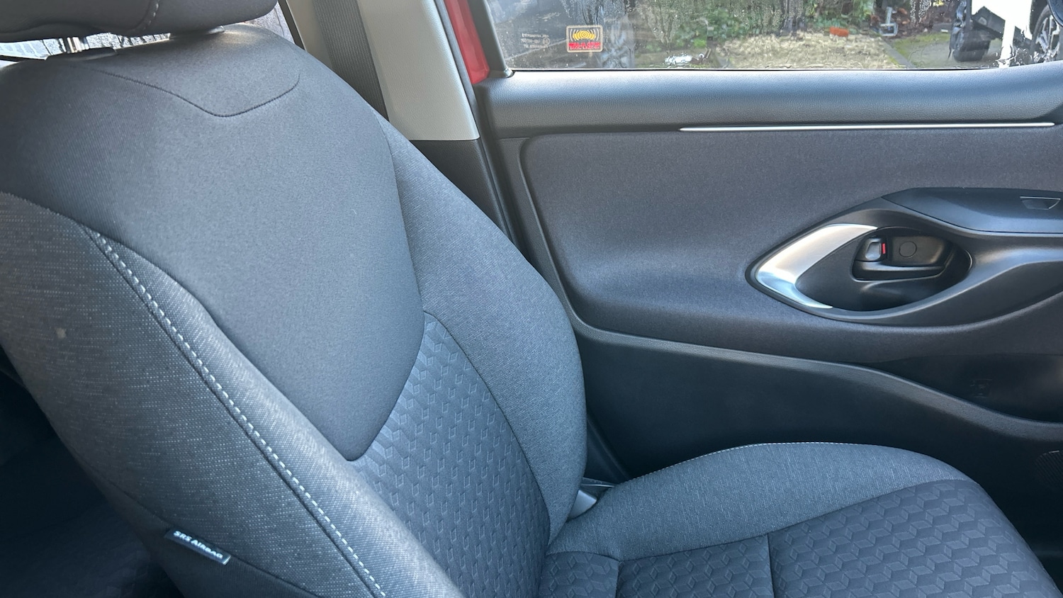 Used Toyota Yaris 2023 for sale - 77450319: Photo 33