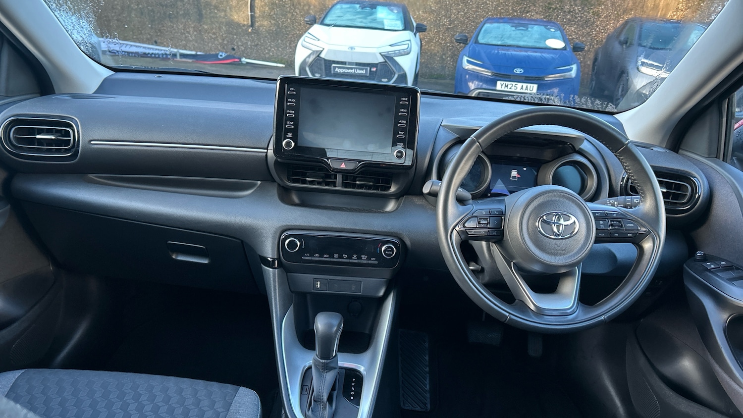 Used Toyota Yaris 2023 for sale - 77450319: Photo 5