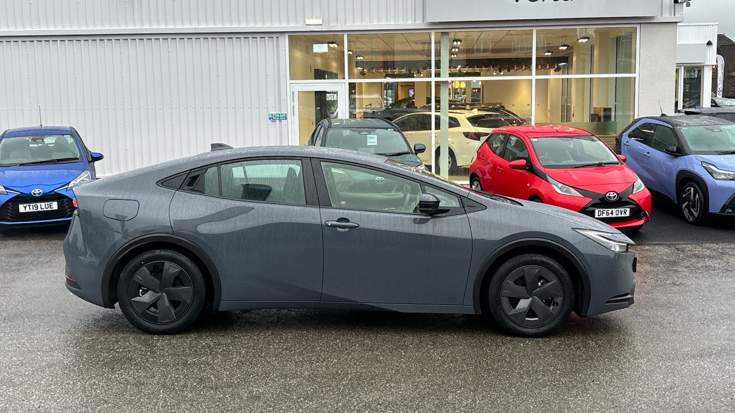 Used Toyota Prius 2024 for sale - 78042636: Photo 16