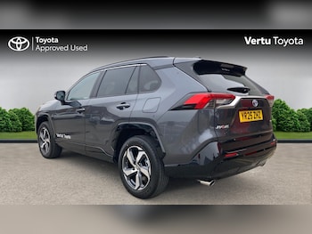 Used Toyota RAV4 2025 for sale - 76092234: Photo