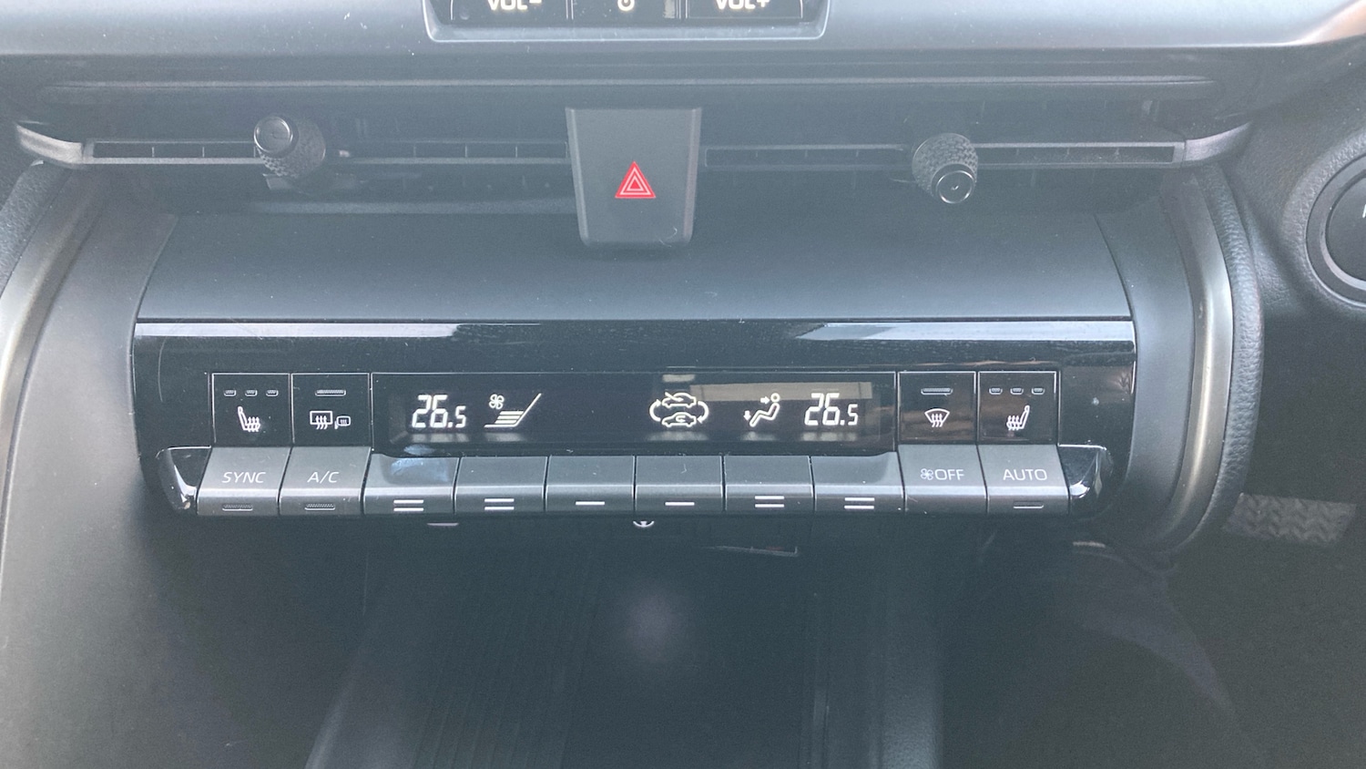 Used Toyota C-HR 2025 for sale - 77804341: Photo 40