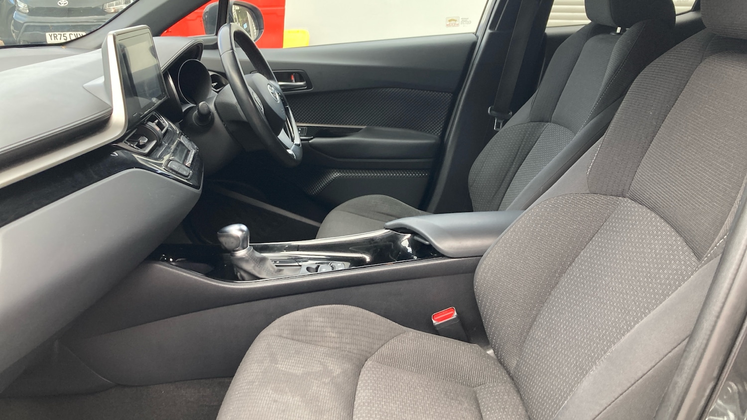 Used Toyota C-HR 2019 for sale - 78199345: Photo 10