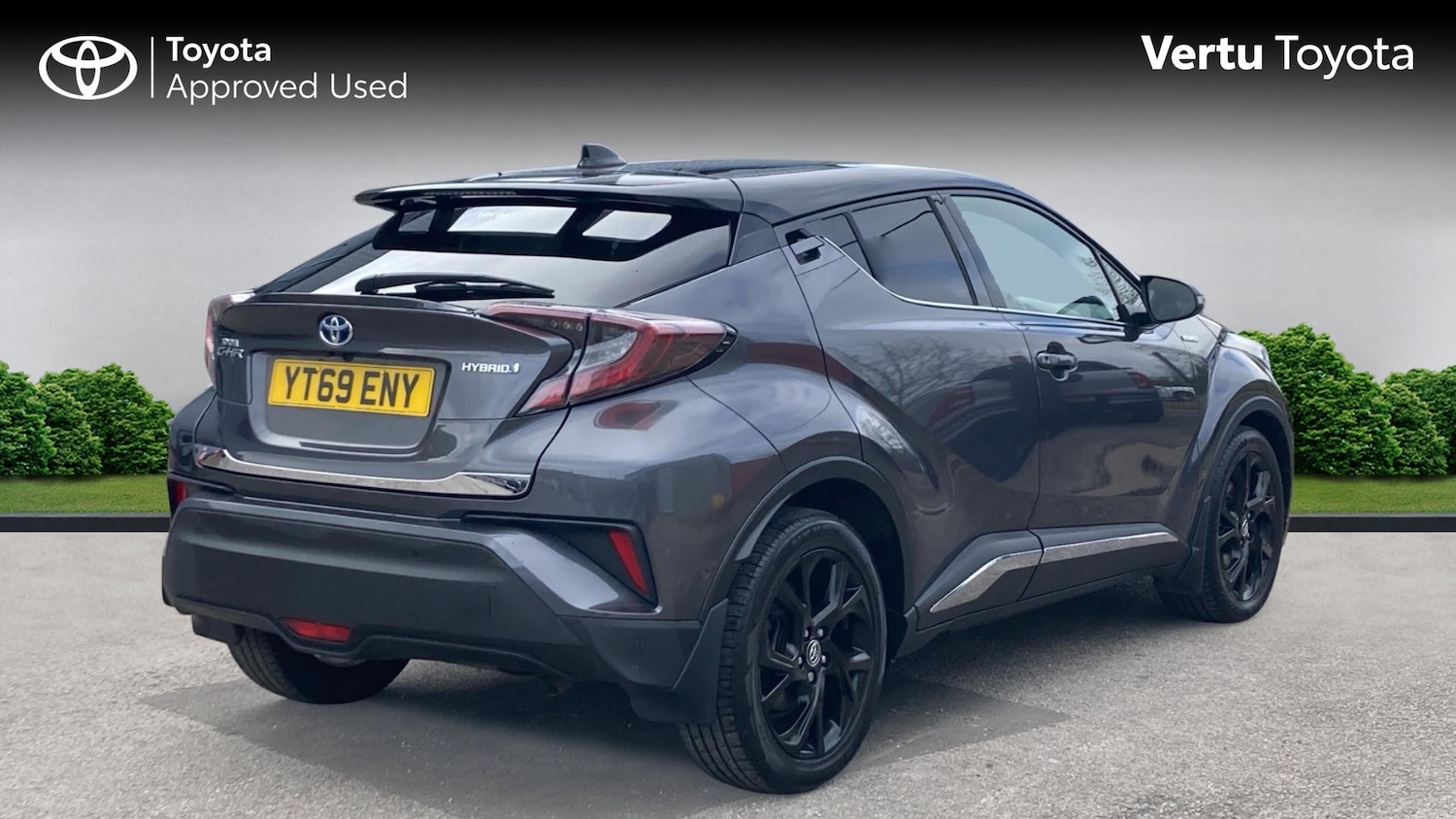 Used Toyota C-HR 2019 for sale - 78199345: Photo 2