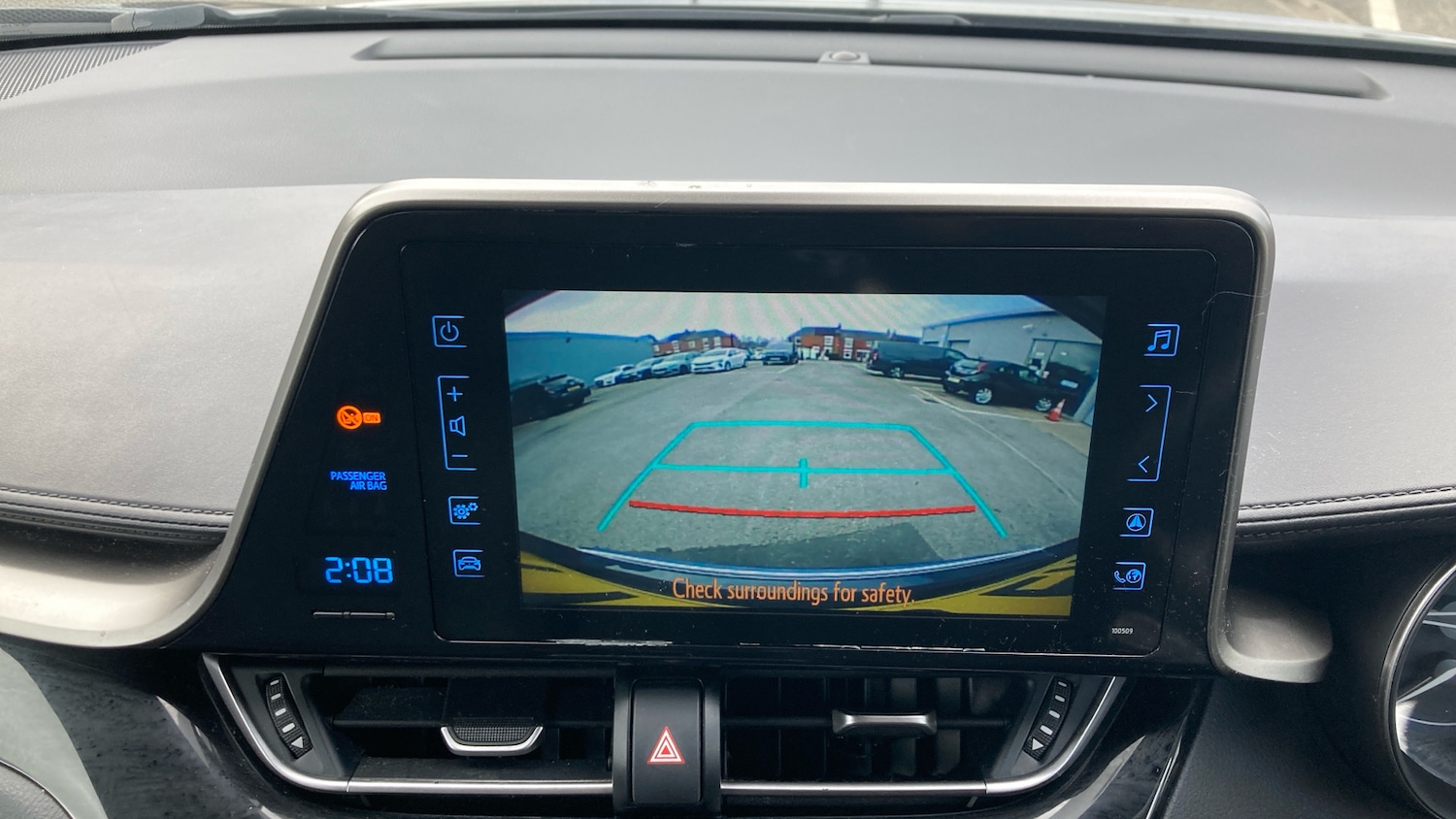 Used Toyota C-HR 2019 for sale - 78199345: Photo 31