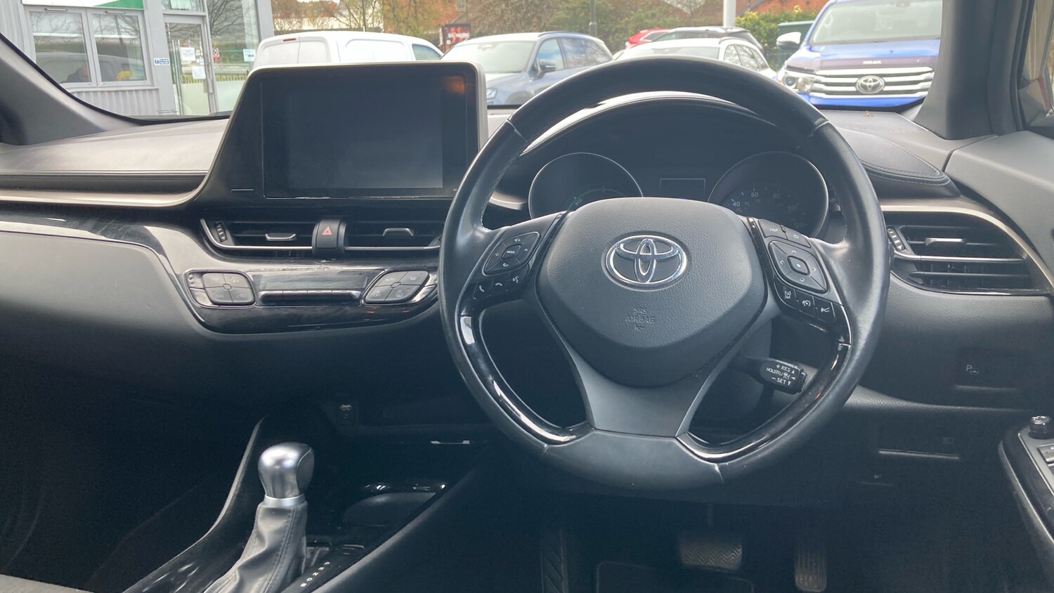 Used Toyota C-HR 2019 for sale - 78199345: Photo 5