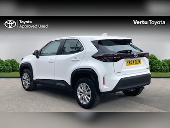 Used Toyota Yaris Cross 2024 for sale - 78054175: Photo