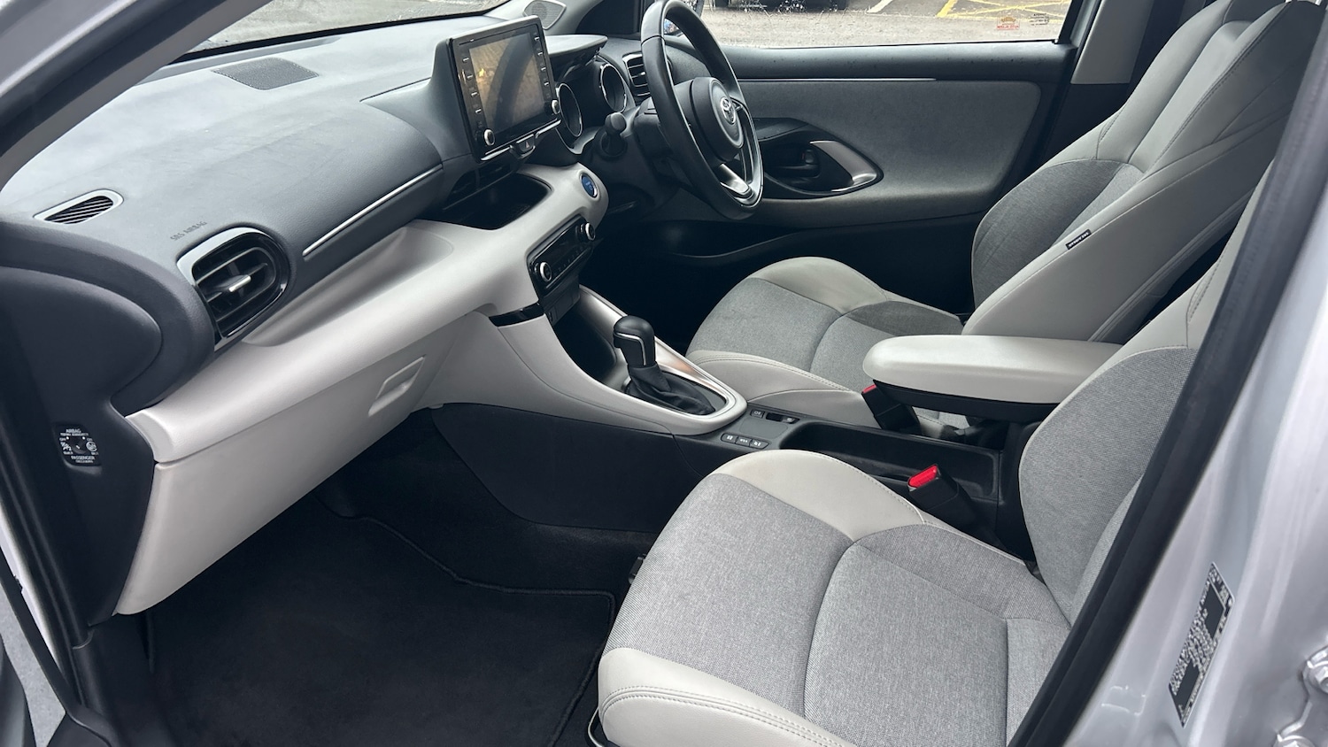 Used Toyota Yaris 2021 for sale - 77357195: Photo 10