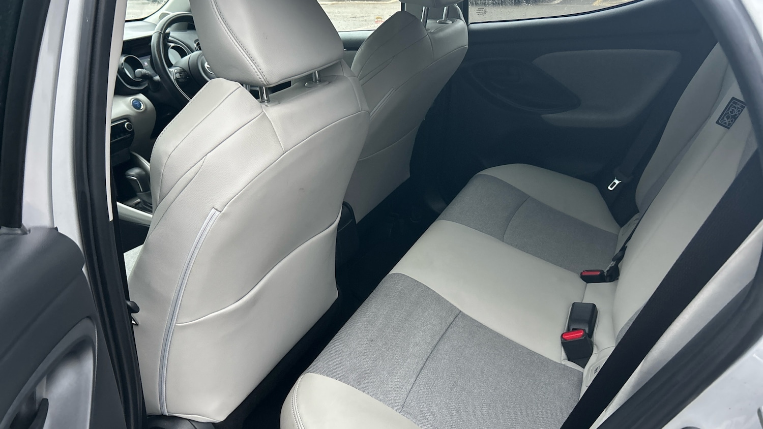 Used Toyota Yaris 2021 for sale - 77357195: Photo 13