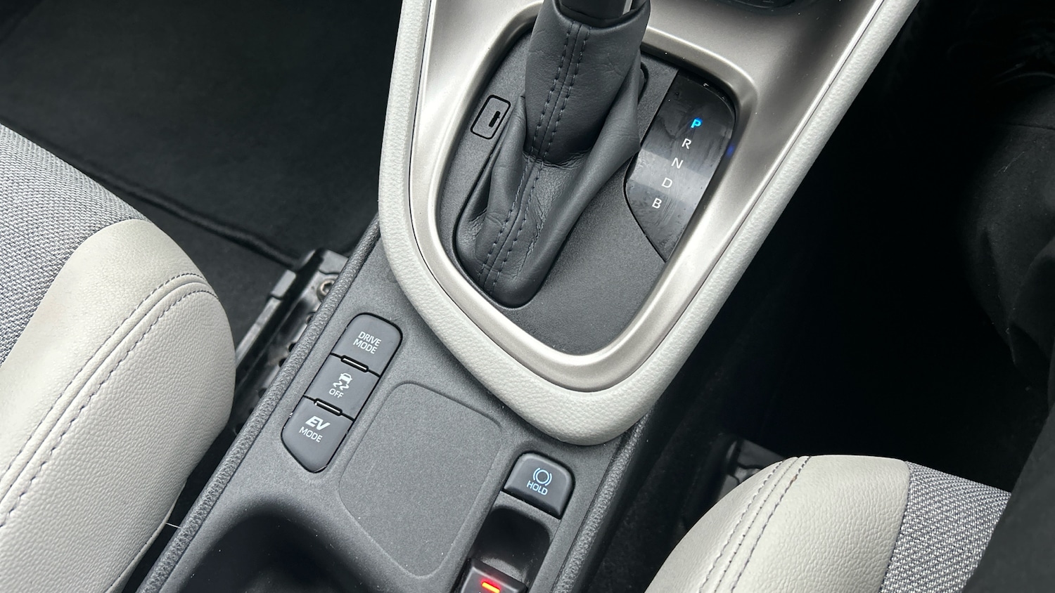 Used Toyota Yaris 2021 for sale - 77357195: Photo 31