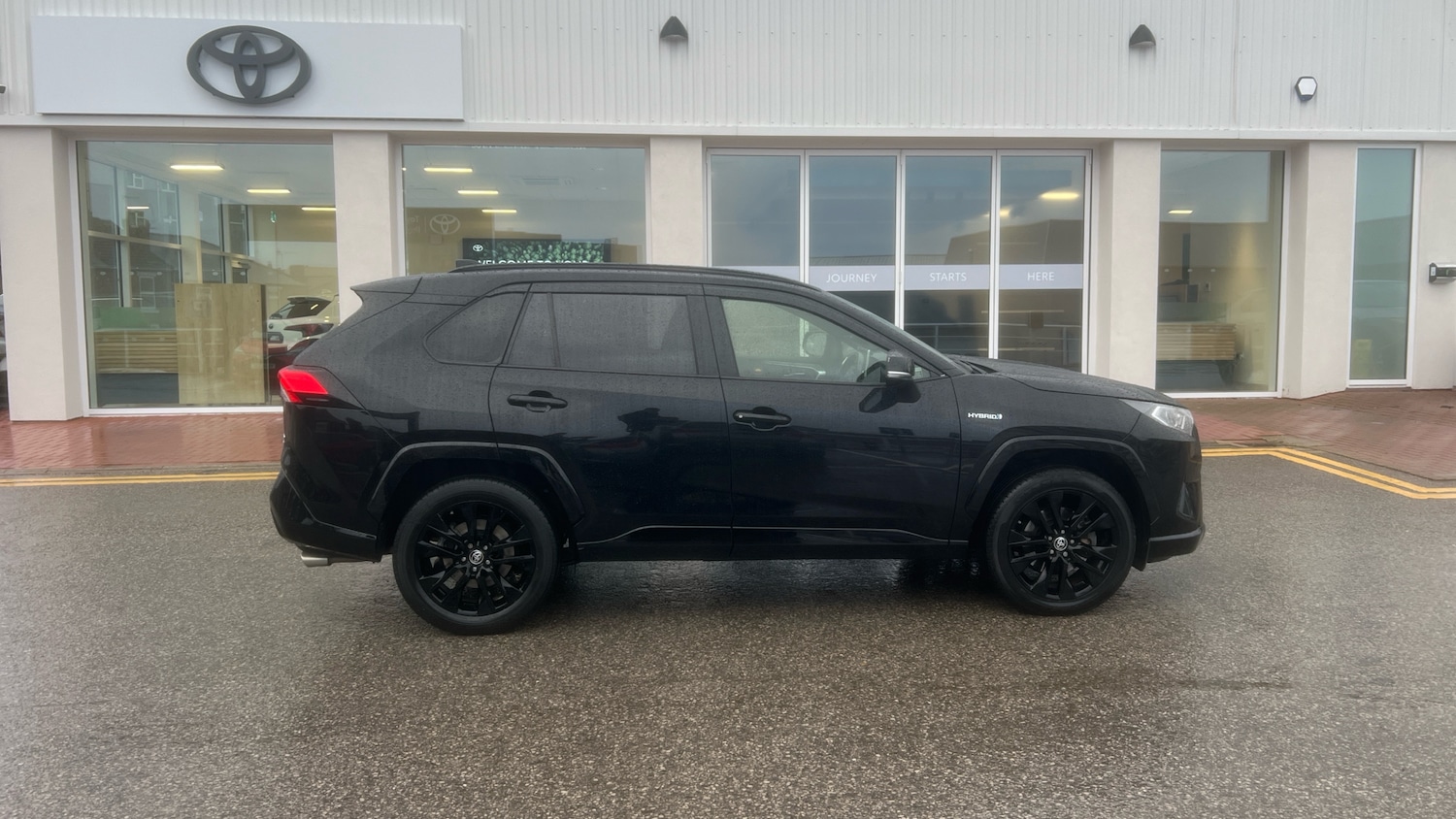 Used Toyota RAV4 2021 for sale - 77336427: Photo 16