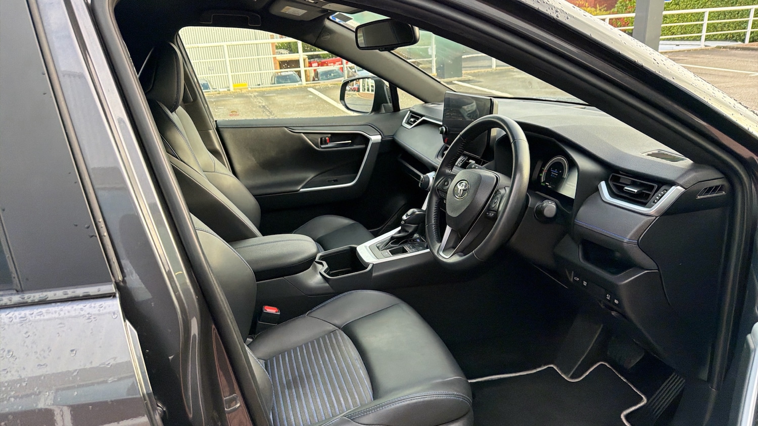 Used Toyota RAV4 2023 for sale - 76903866: Photo 11