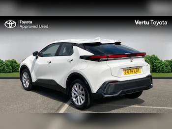 Used Toyota C-HR 2024 for sale - 78748463: Photo