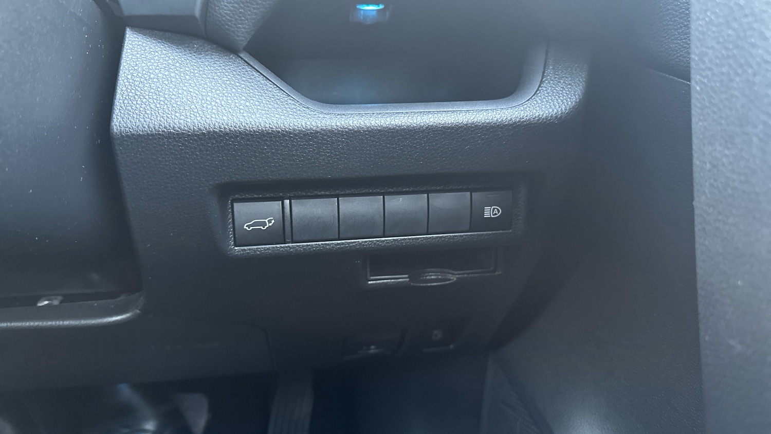 Used Toyota RAV4 2022 for sale - 76696899: Photo 27