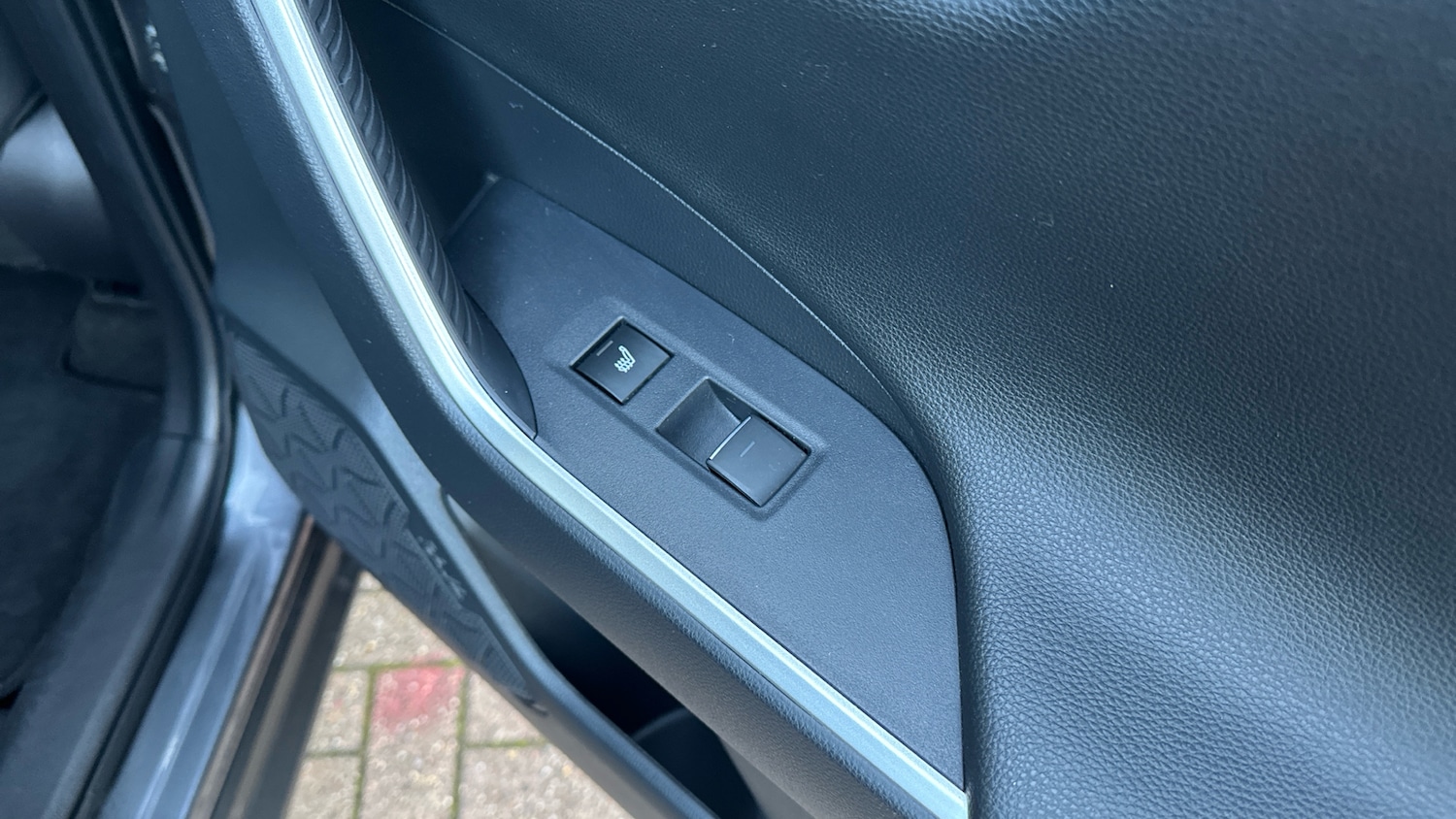 Used Toyota RAV4 2022 for sale - 76696899: Photo 33