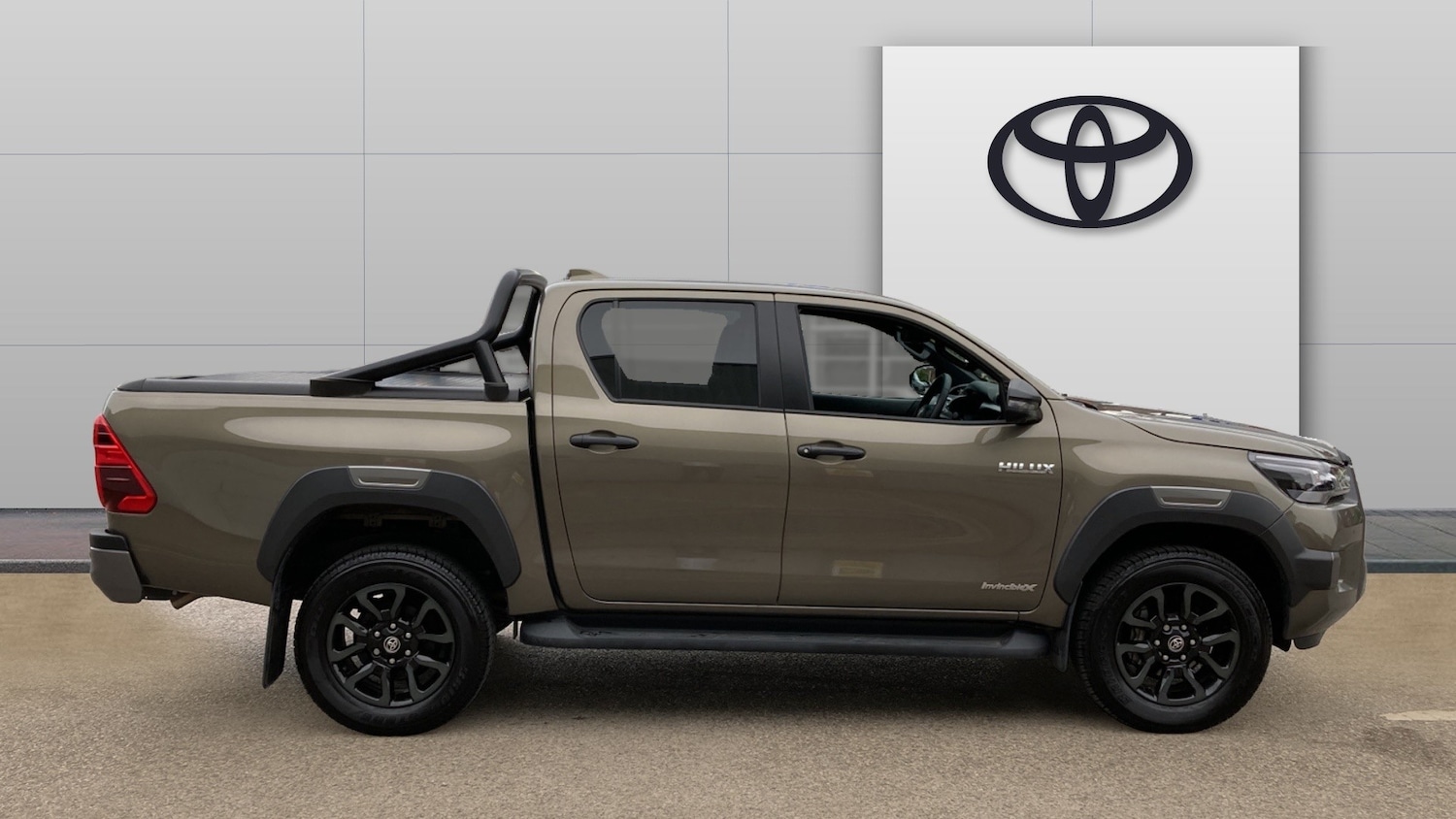 Used Toyota Hilux 2022 for sale - 77432515: Photo 5