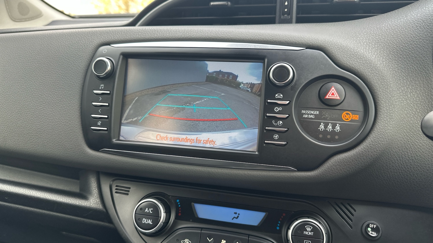 Used Toyota Yaris 2018 for sale - 76490351: Photo 24