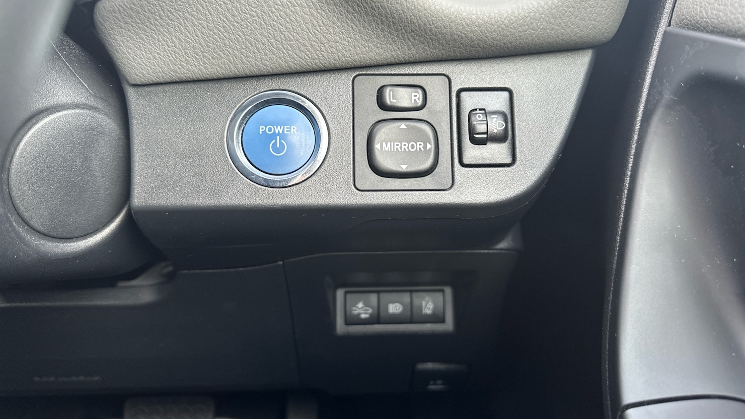 Used Toyota Yaris 2018 for sale - 76490351: Photo 27