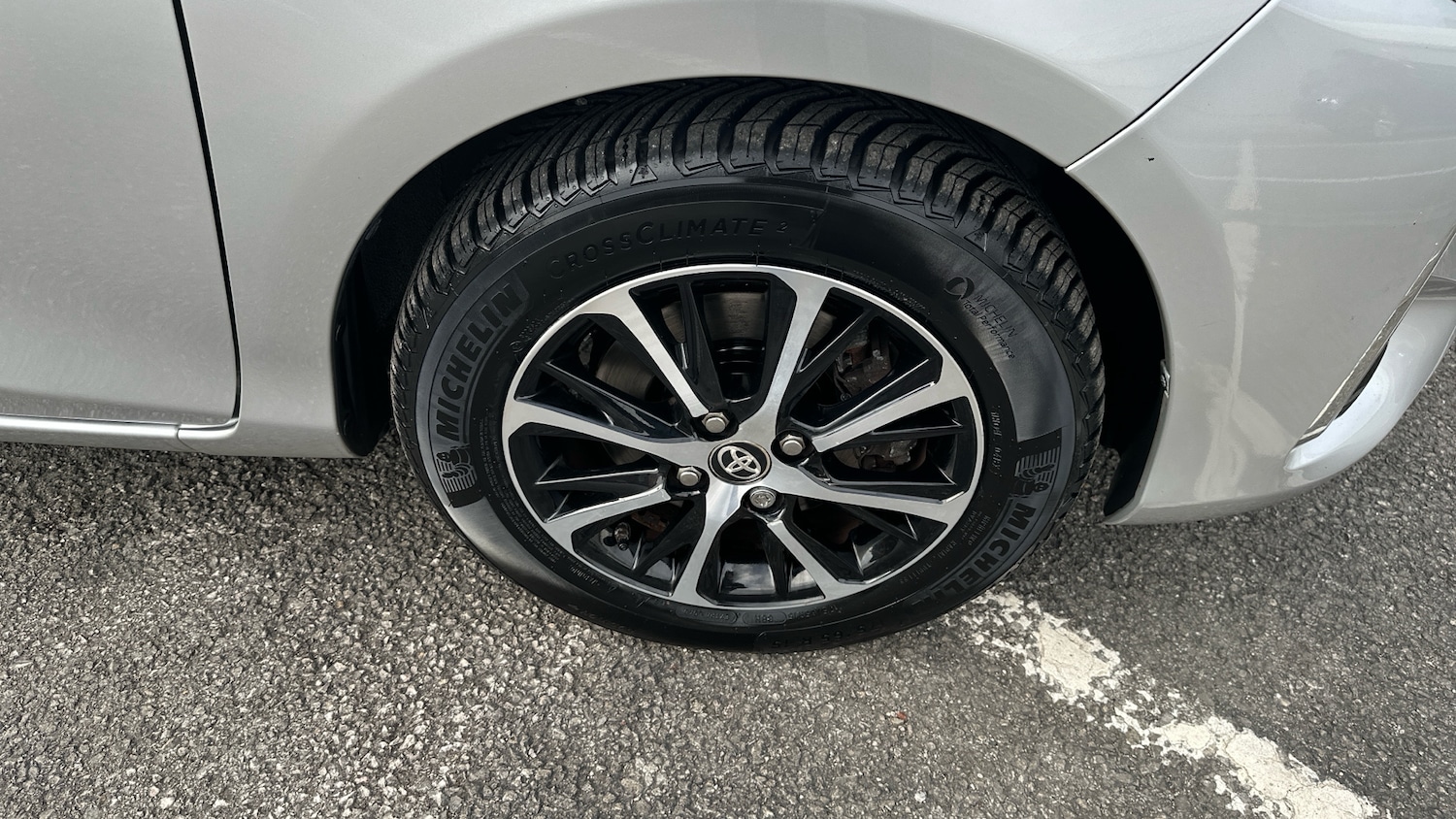 Used Toyota Yaris 2018 for sale - 76490351: Photo 32