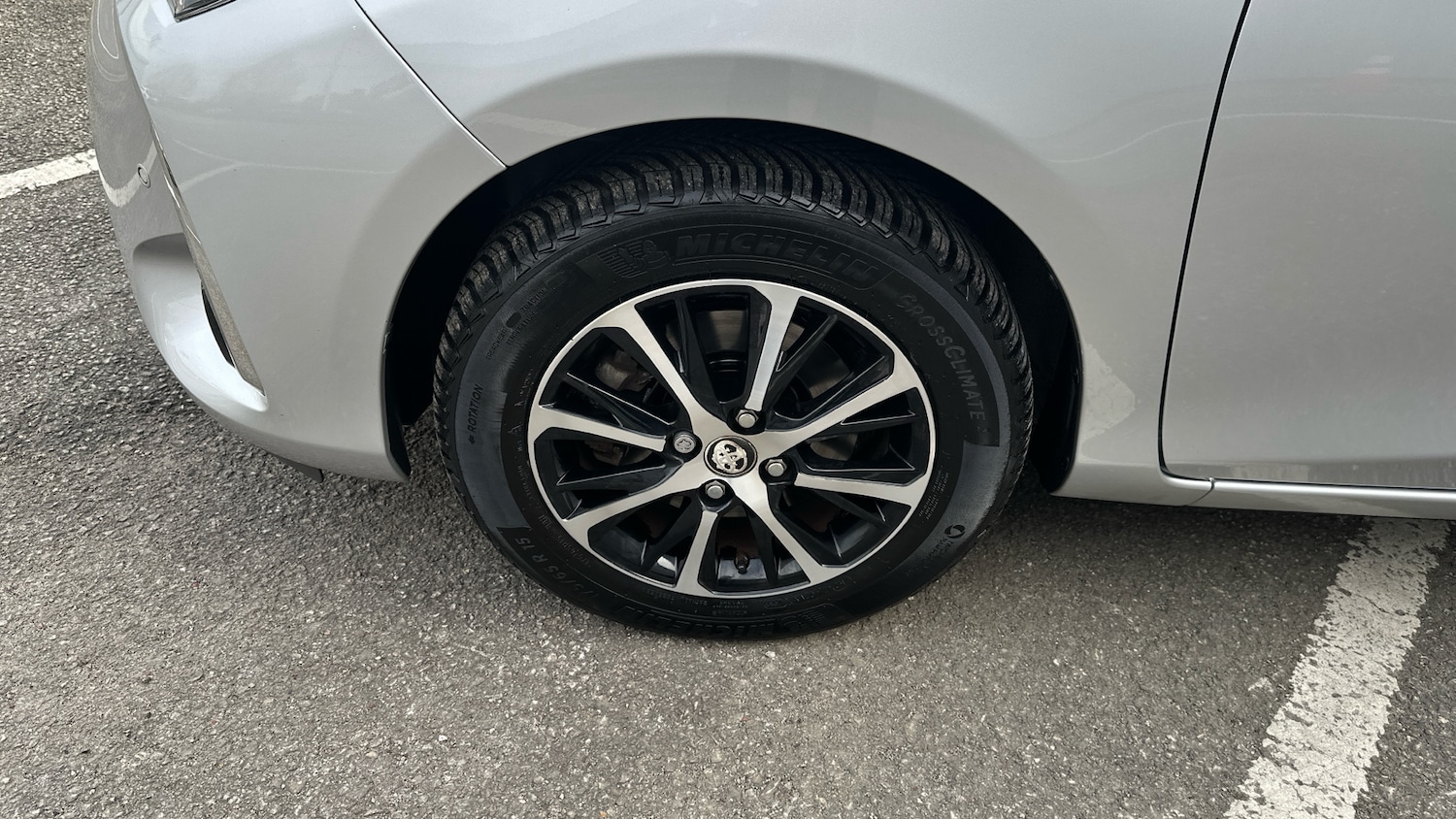 Used Toyota Yaris 2018 for sale - 76490351: Photo 33