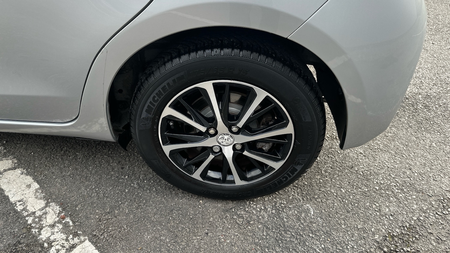 Used Toyota Yaris 2018 for sale - 76490351: Photo 34