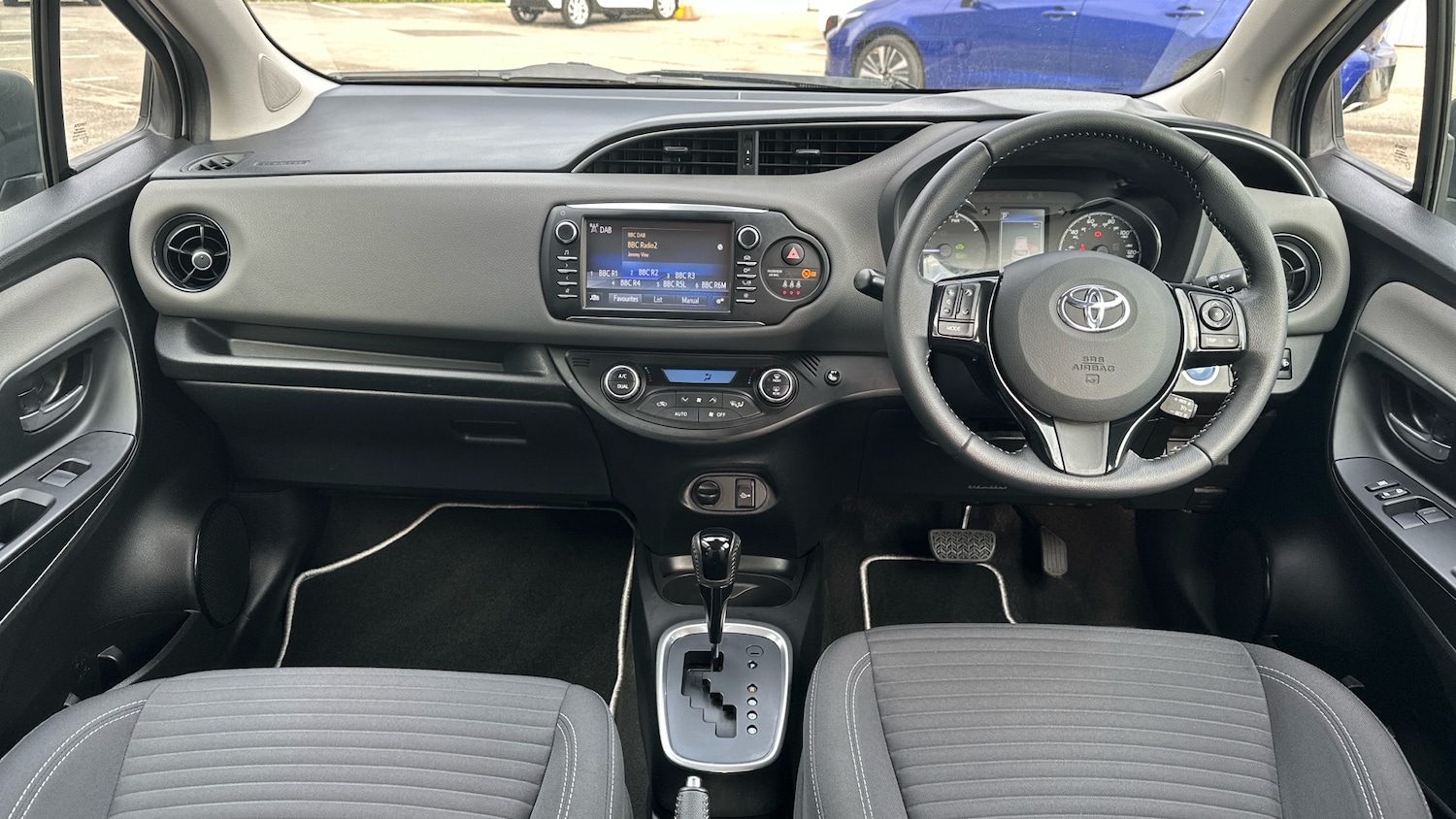 Used Toyota Yaris 2018 for sale - 76490351: Photo 5