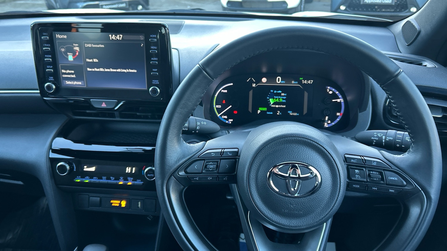 Used Toyota Yaris Cross 2023 for sale - 77125664: Photo 6