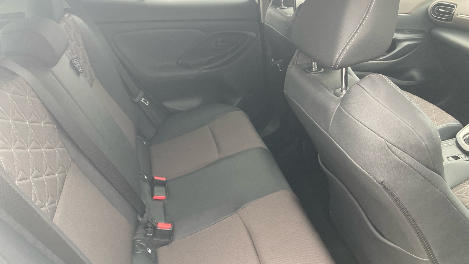 Used Toyota Yaris Cross 2022 for sale - 78065020: Photo 12