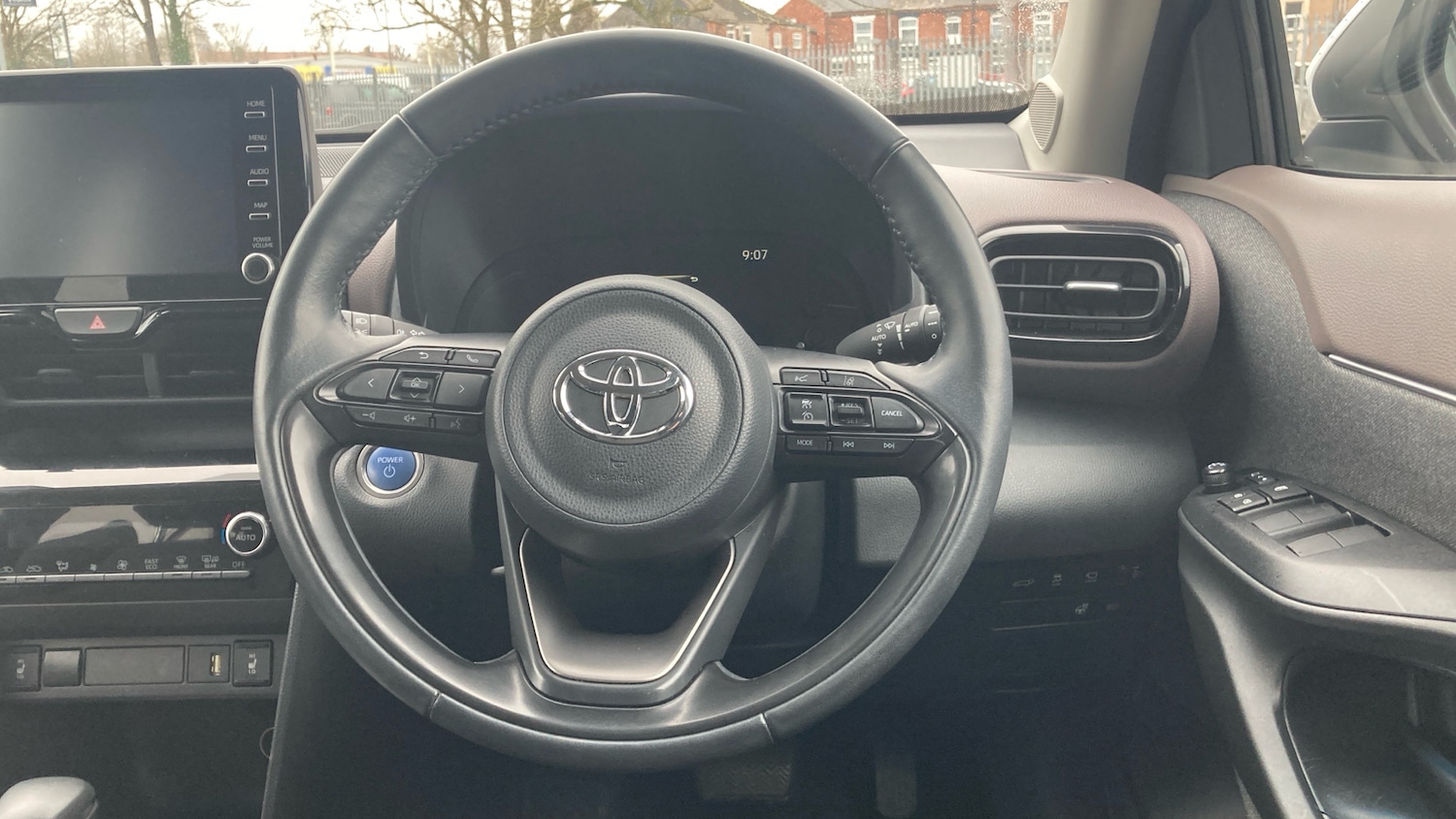 Used Toyota Yaris Cross 2022 for sale - 78065020: Photo 8